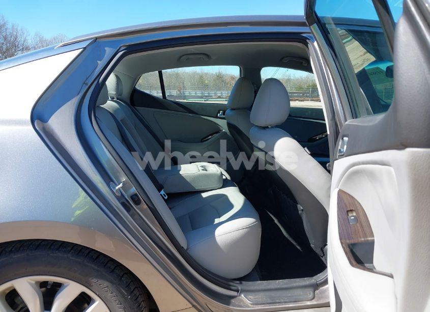 Photo 8 of 2015 Kia Optima EX (VIN 5XXGN4A79FG511605)