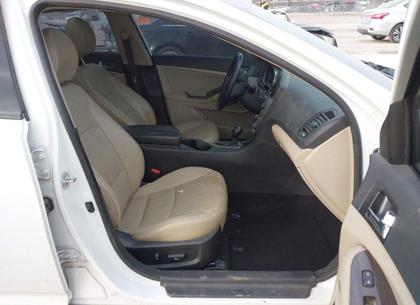 Photo 5 of 2012 Kia Optima EX (VIN 5XXGN4A7XCG038907)