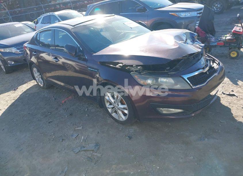 2013 Kia Optima EX (VIN 5XXGN4A7XDG102039) main photo