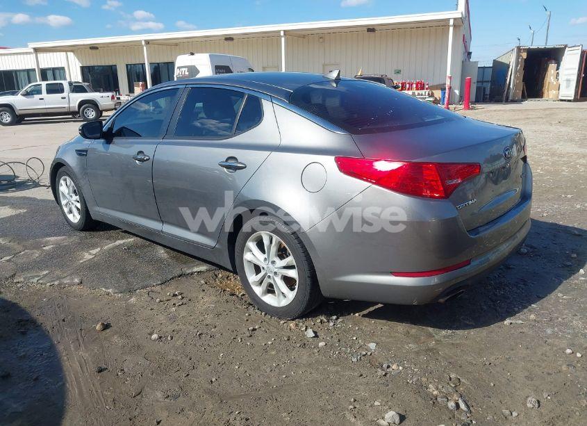 Photo 3 of 2013 Kia Optima EX (VIN 5XXGN4A7XDG104440)