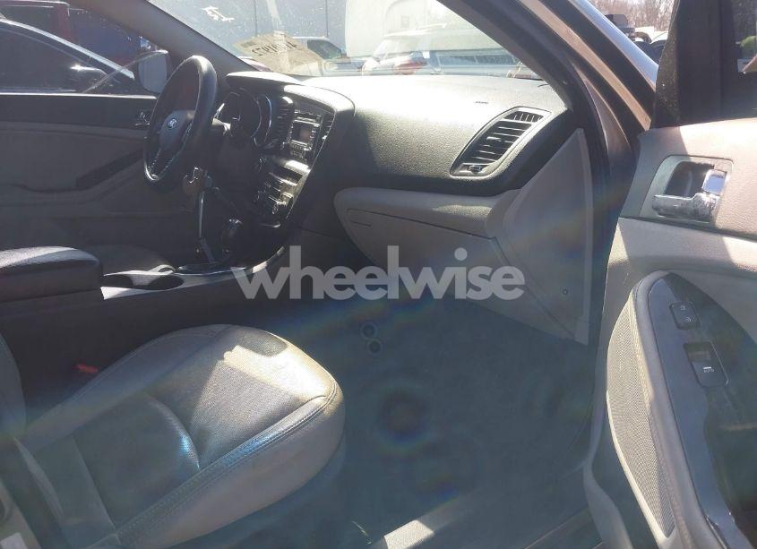 Photo 5 of 2013 Kia Optima EX (VIN 5XXGN4A7XDG104440)