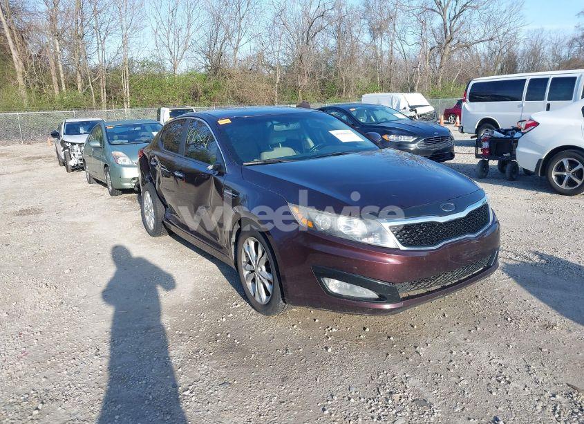 2013 Kia Optima EX (VIN 5XXGN4A7XDG108827) main photo