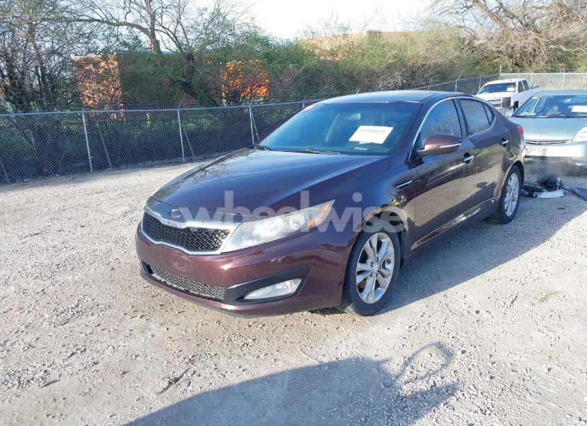 Photo 2 of 2013 Kia Optima EX (VIN 5XXGN4A7XDG108827)