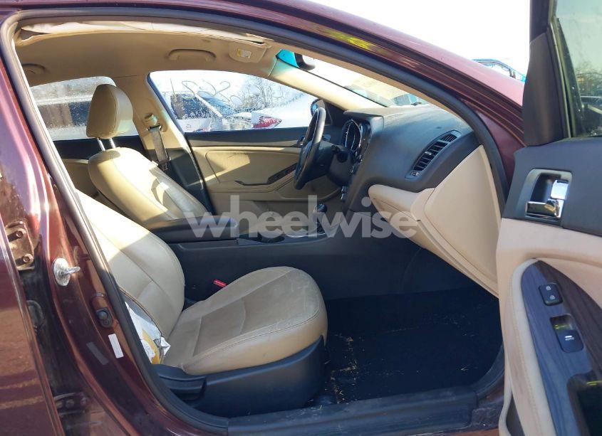 Photo 5 of 2013 Kia Optima EX (VIN 5XXGN4A7XDG108827)