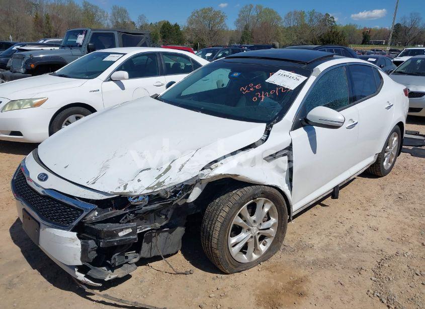 Photo 2 of 2013 Kia Optima EX (VIN 5XXGN4A7XDG120721)