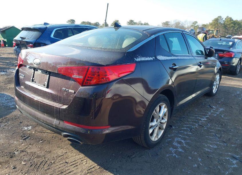 Photo 4 of 2013 Kia Optima EX (VIN 5XXGN4A7XDG126244)