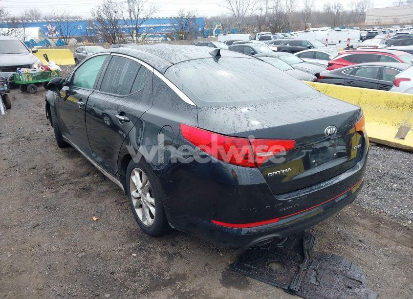 Photo 3 of 2013 Kia Optima EX (VIN 5XXGN4A7XDG133744)