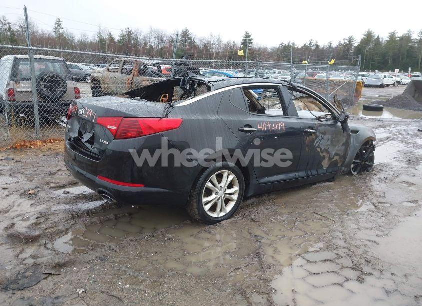 Photo 4 of 2013 Kia Optima EX (VIN 5XXGN4A7XDG150382)