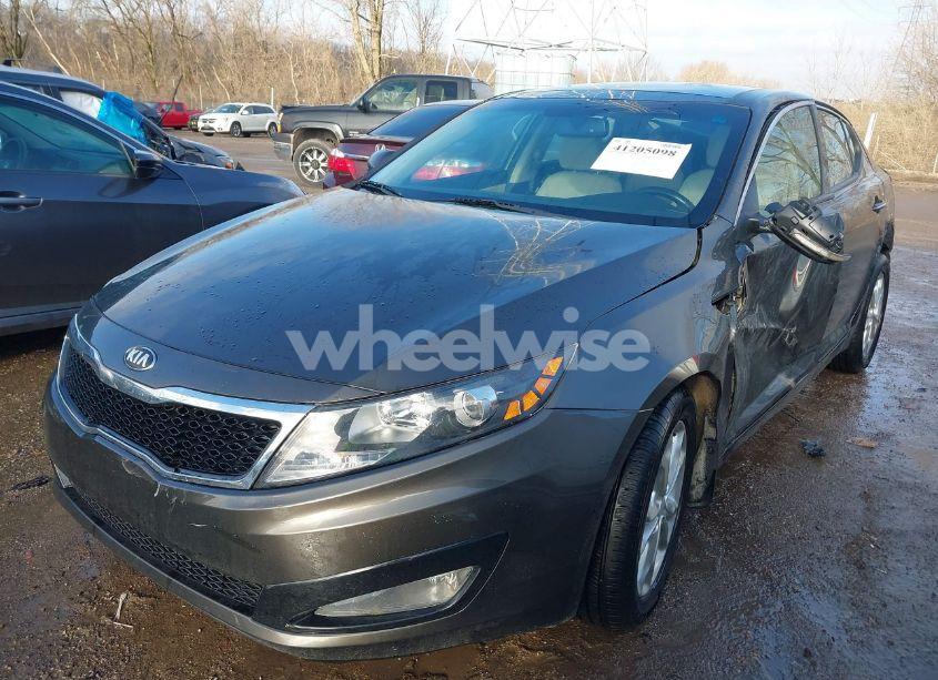 Photo 2 of 2013 Kia Optima EX (VIN 5XXGN4A7XDG152259)