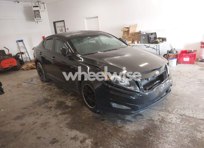 2013 Kia Optima EX (VIN 5XXGN4A7XDG170387) main photo