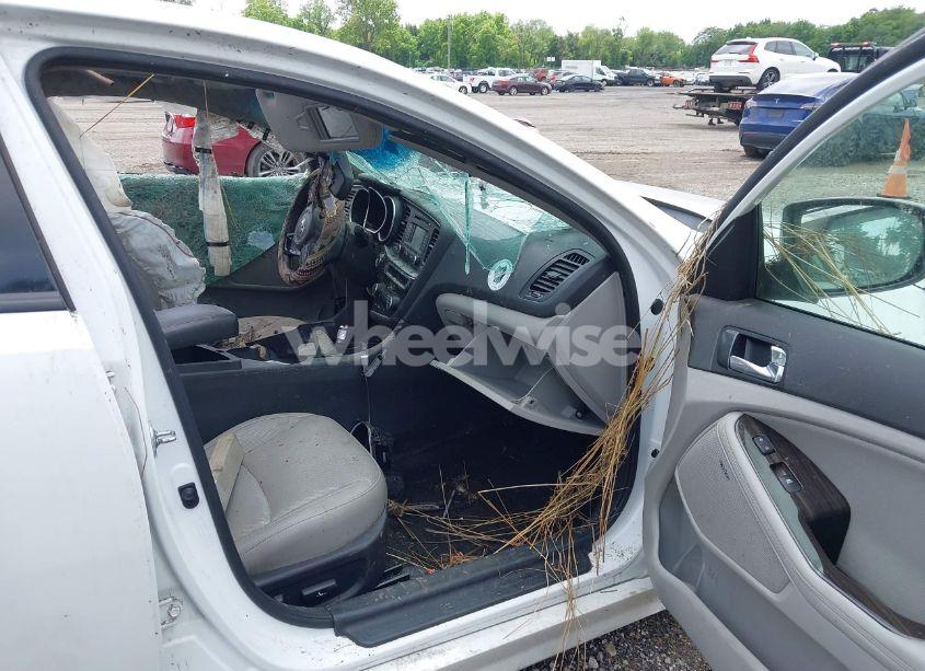 Photo 5 of 2014 Kia Optima EX (VIN 5XXGN4A7XEG274640)