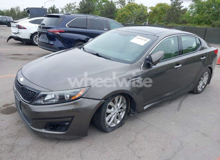 Photo 2 of 2014 Kia Optima EX (VIN 5XXGN4A7XEG318586)