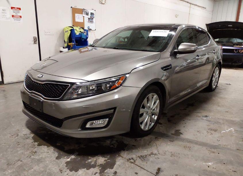 Photo 2 of 2014 Kia Optima EX (VIN 5XXGN4A7XEG334609)