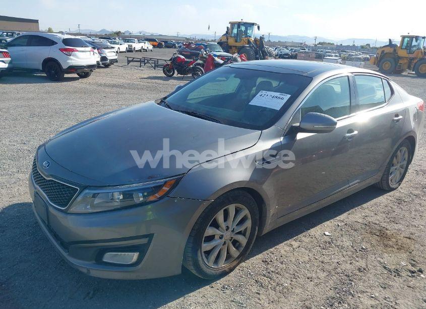 Photo 2 of 2014 Kia Optima EX (VIN 5XXGN4A7XEG346890)