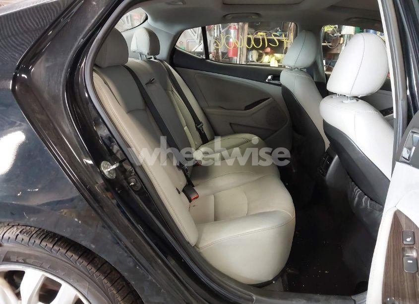 Photo 8 of 2015 Kia Optima EX (VIN 5XXGN4A7XFG352884)