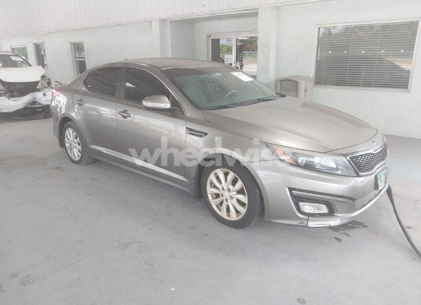 2015 Kia Optima EX (VIN 5XXGN4A7XFG358202) main photo