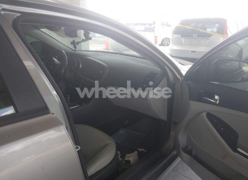 Photo 5 of 2015 Kia Optima EX (VIN 5XXGN4A7XFG358202)