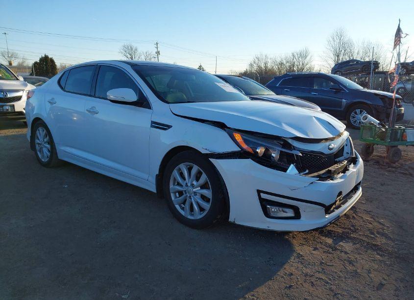 2015 Kia Optima EX (VIN 5XXGN4A7XFG379163) main photo