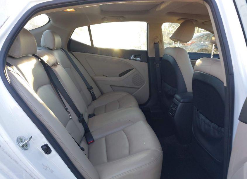 Photo 8 of 2015 Kia Optima EX (VIN 5XXGN4A7XFG379163)