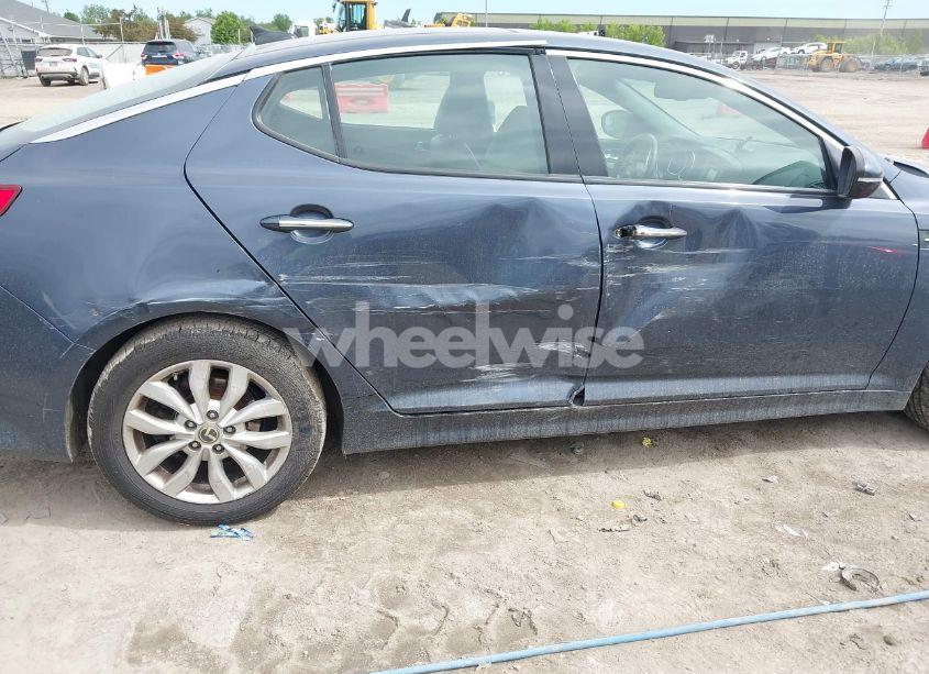 Photo 6 of 2015 Kia Optima EX (VIN 5XXGN4A7XFG388655)