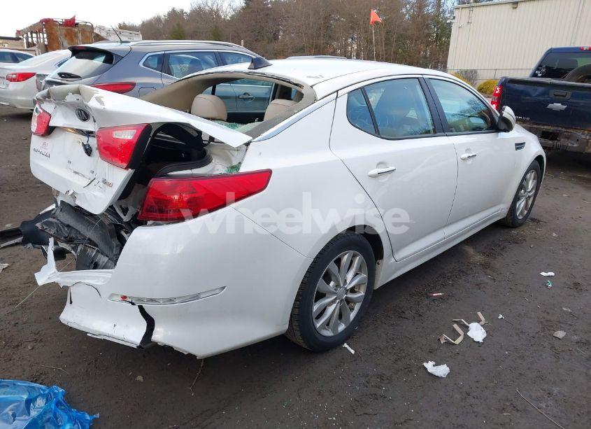Photo 4 of 2015 Kia Optima EX (VIN 5XXGN4A7XFG402120)