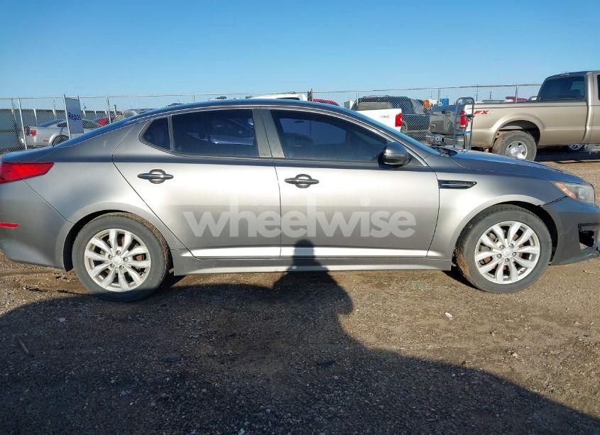 Photo 12 of 2015 Kia Optima EX (VIN 5XXGN4A7XFG402635)