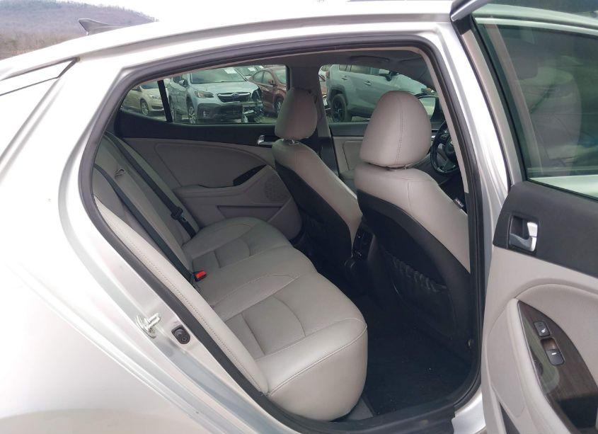 Photo 8 of 2015 Kia Optima EX (VIN 5XXGN4A7XFG441032)