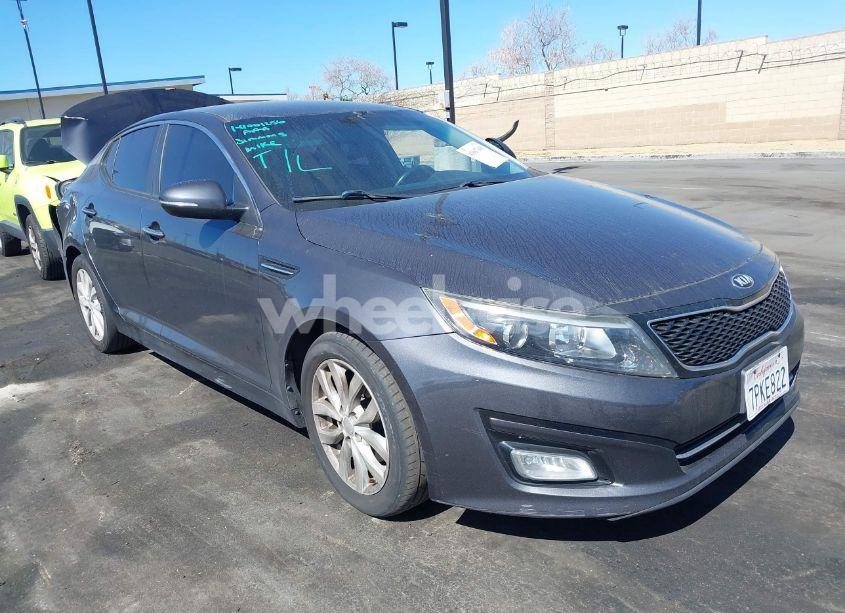 2015 Kia Optima EX (VIN 5XXGN4A7XFG514917) main photo