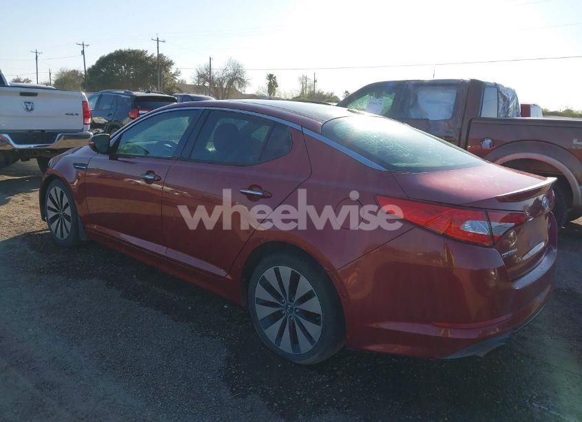 Photo 3 of 2012 Kia Optima SX (VIN 5XXGR4A60CG004762)