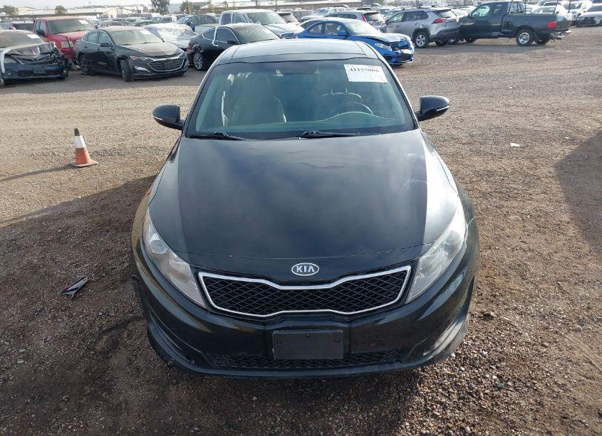 Photo 12 of 2012 Kia Optima SX (VIN 5XXGR4A60CG052908)
