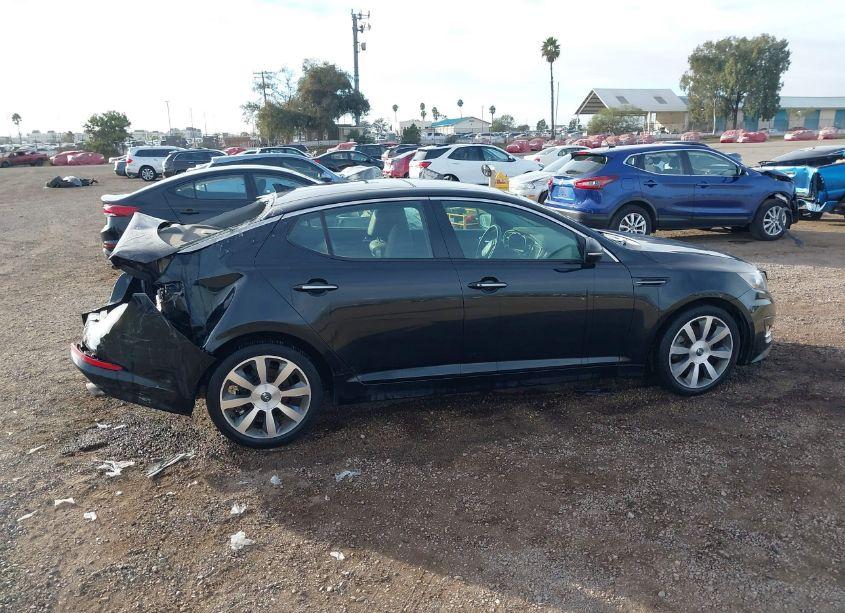 Photo 13 of 2012 Kia Optima SX (VIN 5XXGR4A60CG052908)