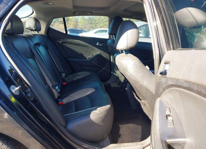 Photo 8 of 2012 Kia Optima SX (VIN 5XXGR4A60CG076190)