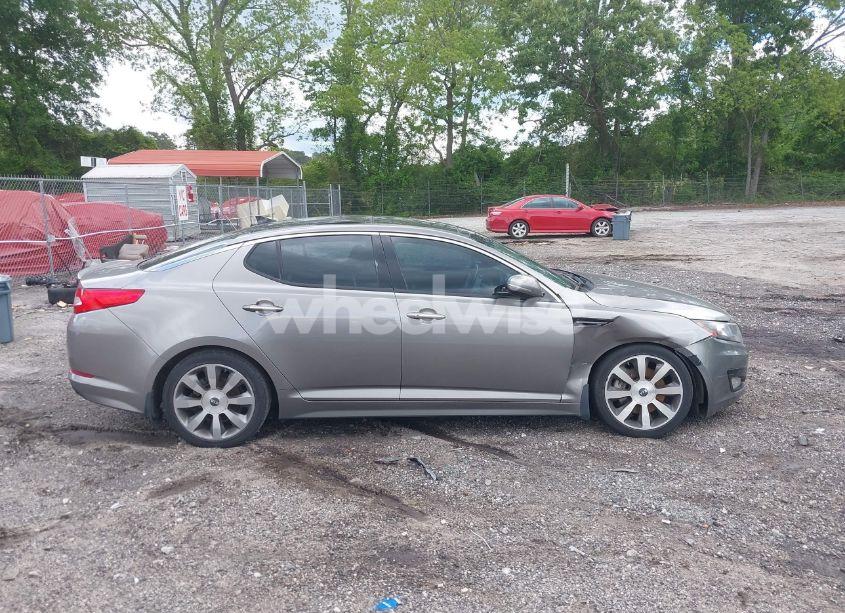 Photo 13 of 2012 Kia Optima SX (VIN 5XXGR4A60CG076349)