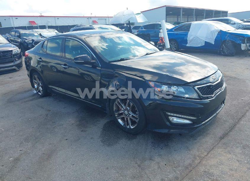 2013 Kia Optima SX (VIN 5XXGR4A60DG101848) main photo