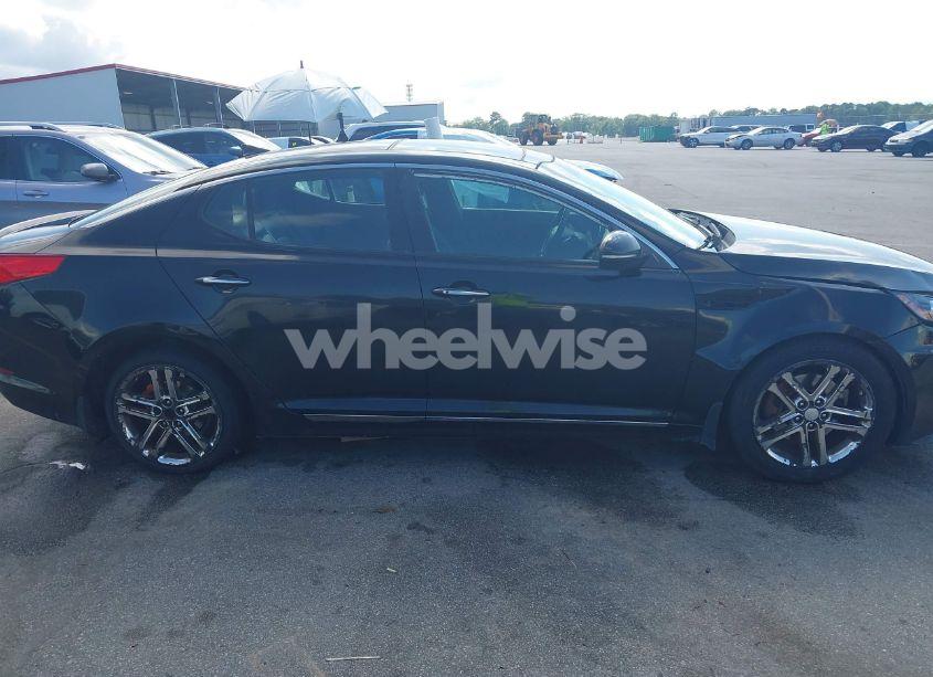 Photo 13 of 2013 Kia Optima SX (VIN 5XXGR4A60DG101848)