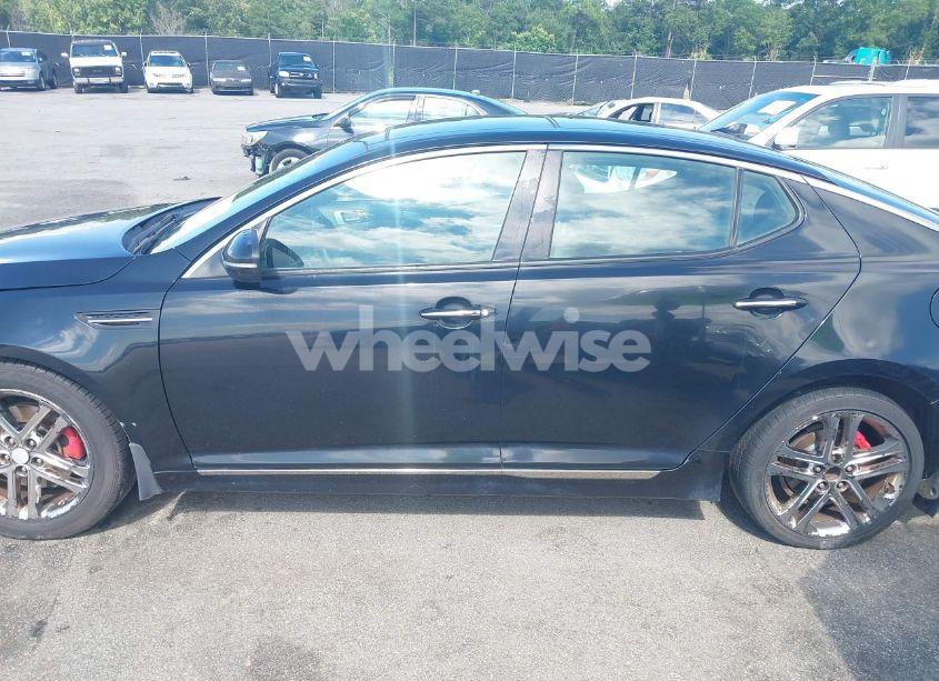 Photo 14 of 2013 Kia Optima SX (VIN 5XXGR4A60DG101848)