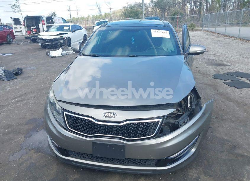 Photo 12 of 2013 Kia Optima SX (VIN 5XXGR4A60DG105639)