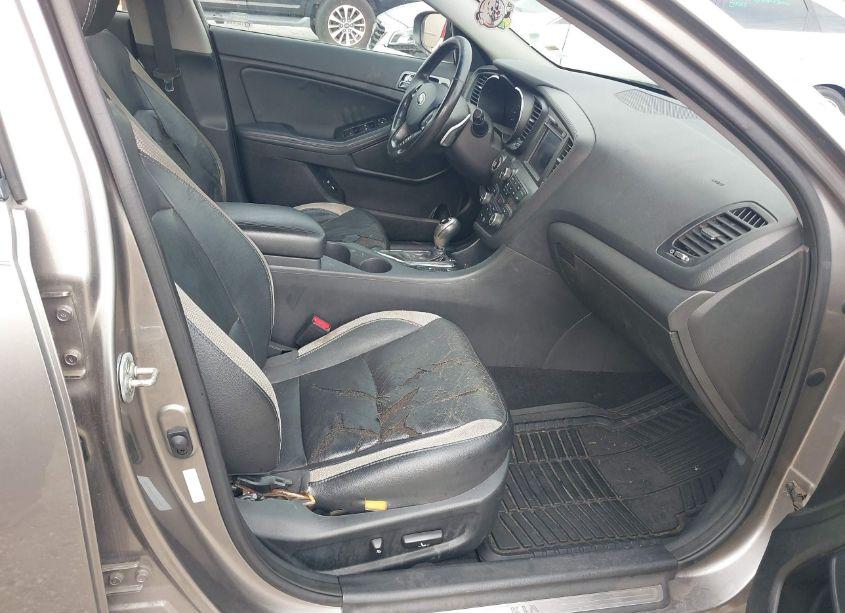 Photo 5 of 2013 Kia Optima SX (VIN 5XXGR4A60DG108301)