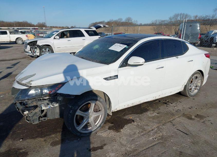 Photo 2 of 2013 Kia Optima SX (VIN 5XXGR4A60DG213968)