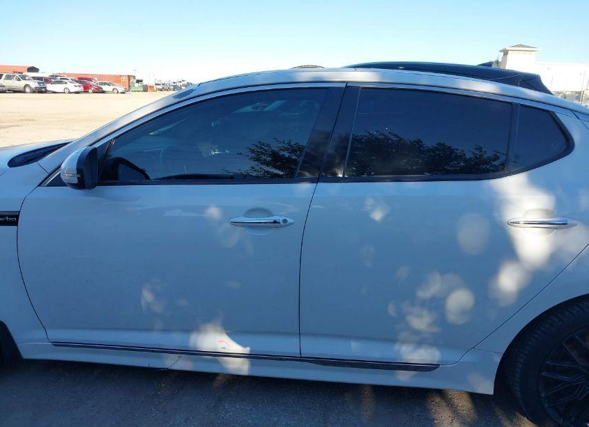 Photo 14 of 2014 Kia Optima SXL TURBO (VIN 5XXGR4A60EG280961)