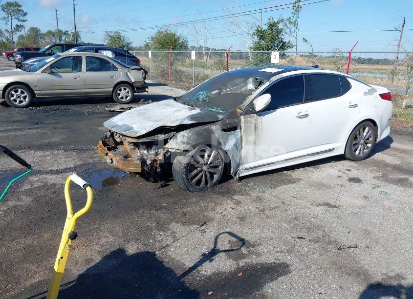 Photo 2 of 2014 Kia Optima SXL TURBO (VIN 5XXGR4A60EG282239)