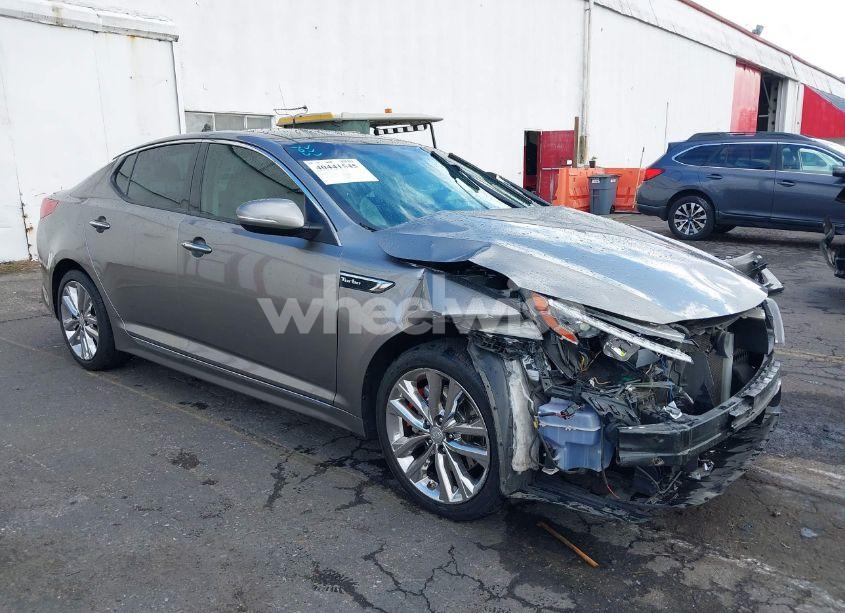 2015 Kia Optima SXL TURBO (VIN 5XXGR4A60FG477470) main photo