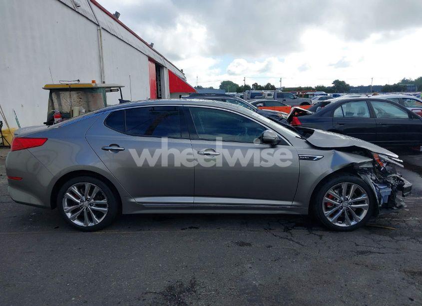 Photo 14 of 2015 Kia Optima SXL TURBO (VIN 5XXGR4A60FG477470)