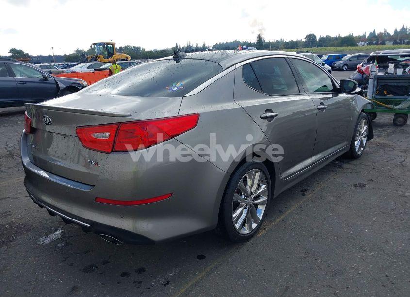 Photo 4 of 2015 Kia Optima SXL TURBO (VIN 5XXGR4A60FG477470)