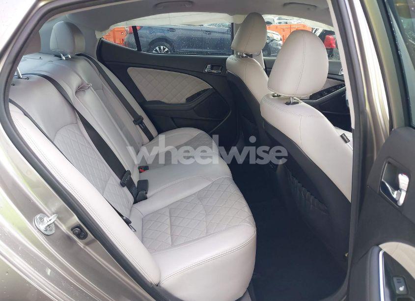 Photo 8 of 2015 Kia Optima SXL TURBO (VIN 5XXGR4A60FG477470)