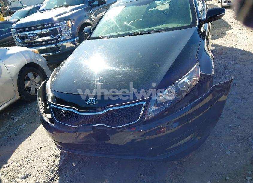 Photo 12 of 2012 Kia Optima SX (VIN 5XXGR4A61CG001224)