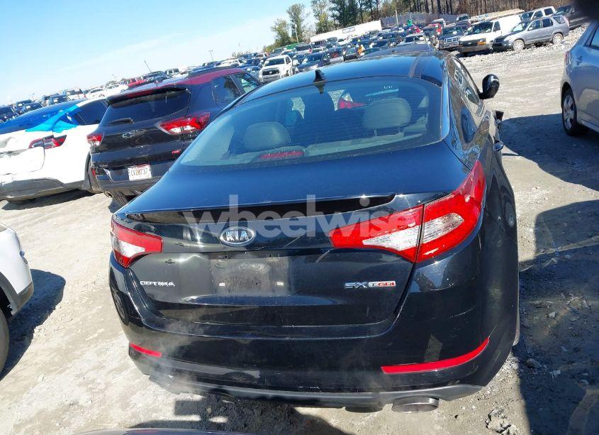 Photo 16 of 2012 Kia Optima SX (VIN 5XXGR4A61CG001224)