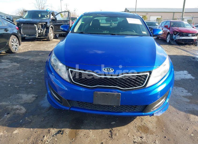 Photo 13 of 2012 Kia Optima SX (VIN 5XXGR4A61CG042744)