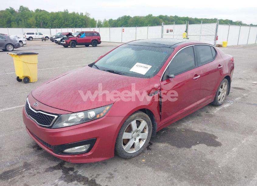 Photo 2 of 2012 Kia Optima SX (VIN 5XXGR4A61CG064923)