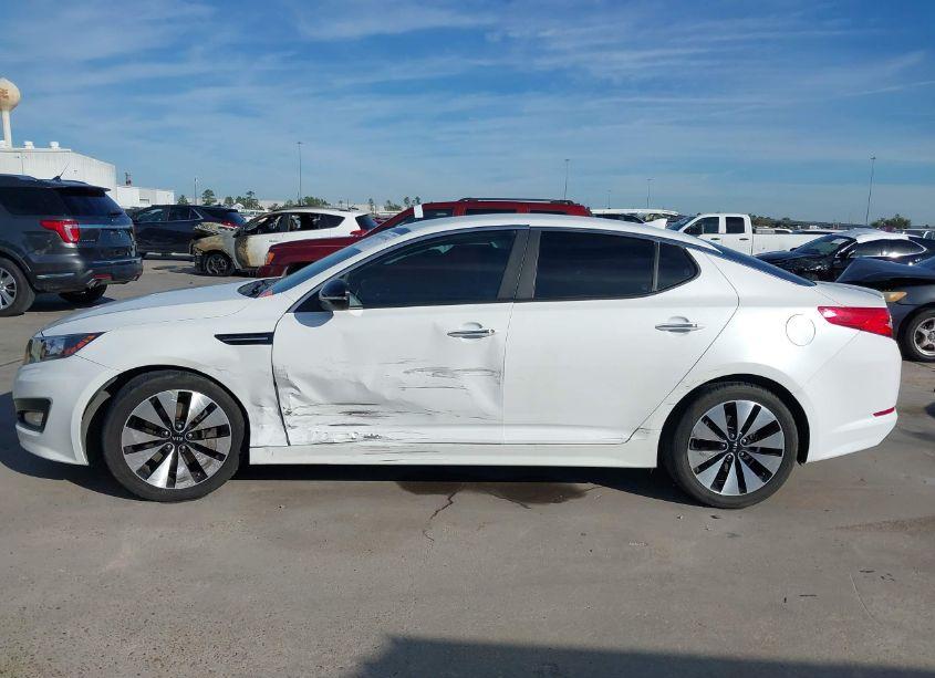 Photo 14 of 2013 Kia Optima SX (VIN 5XXGR4A61DG150346)